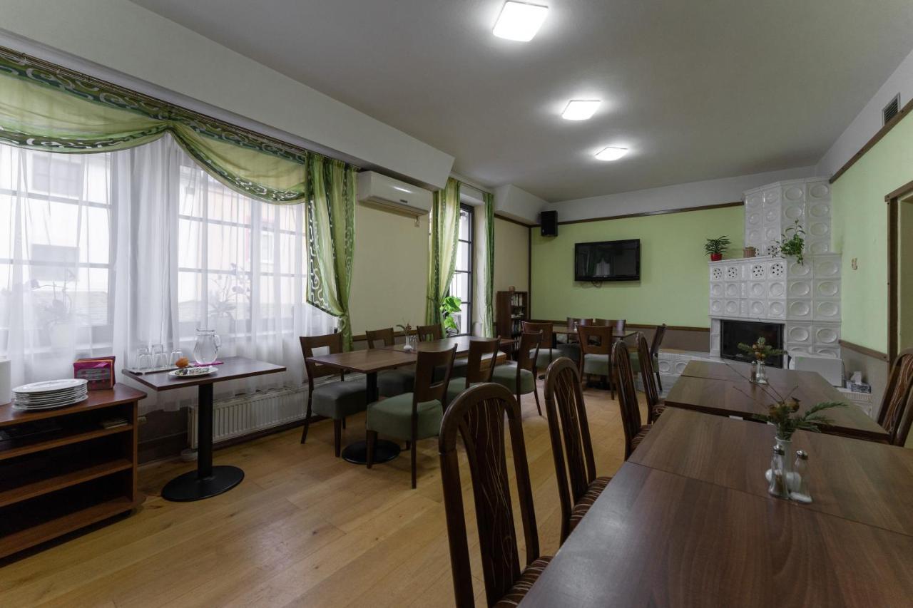 Hotel Amco Zábřeh Kültér fotó